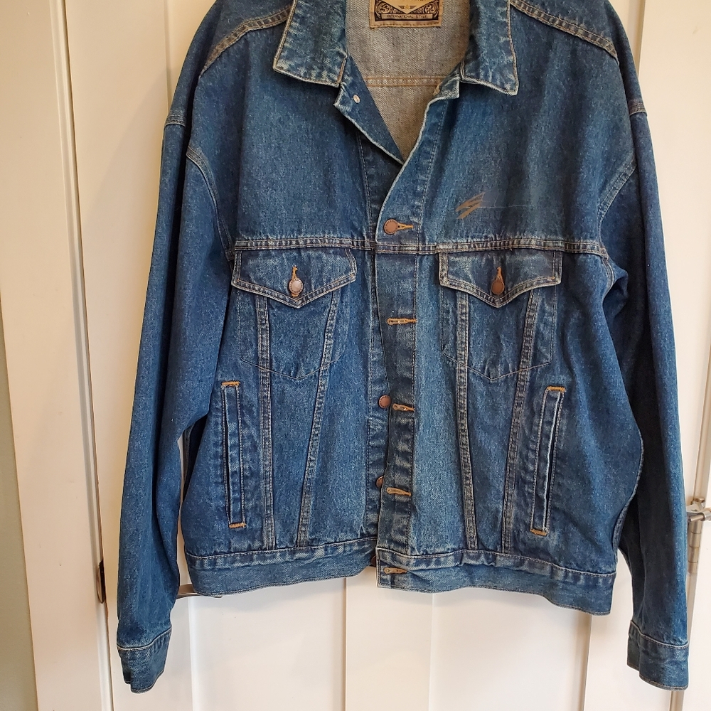 Jean Jacket - Picture 2 of 6